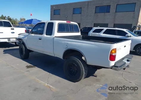 1999 Toyota Tacoma из США, поврежденный, VIN 4TAWM72N4XZ498785